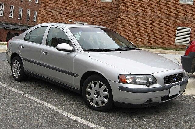 2004 Volvo Volvo 60 Series