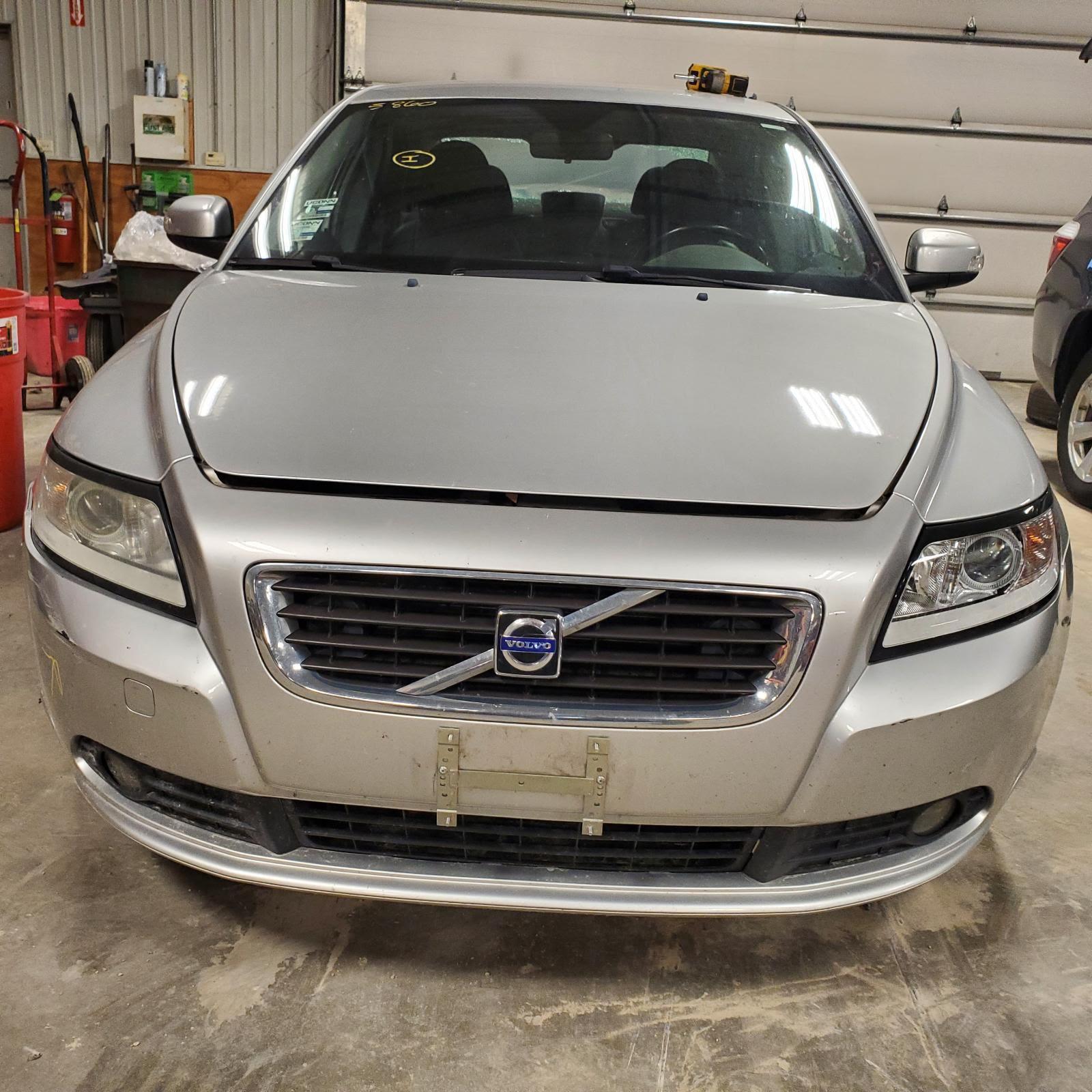 2010 Volvo Volvo 40 Series