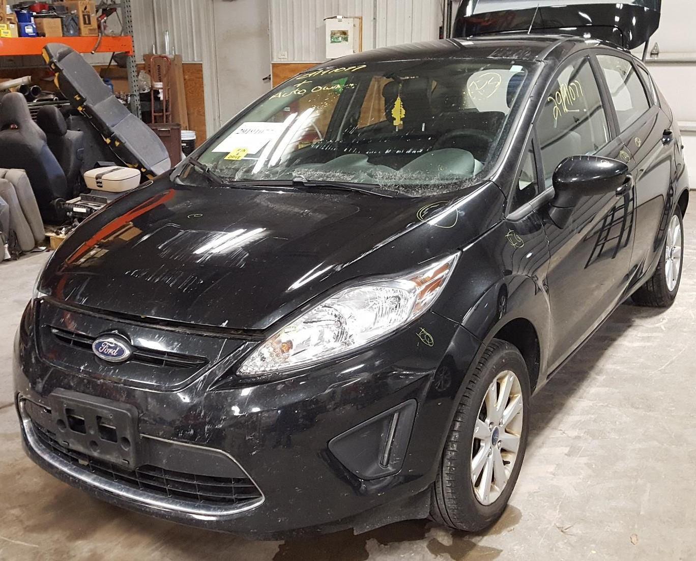 2011 Ford FIESTA