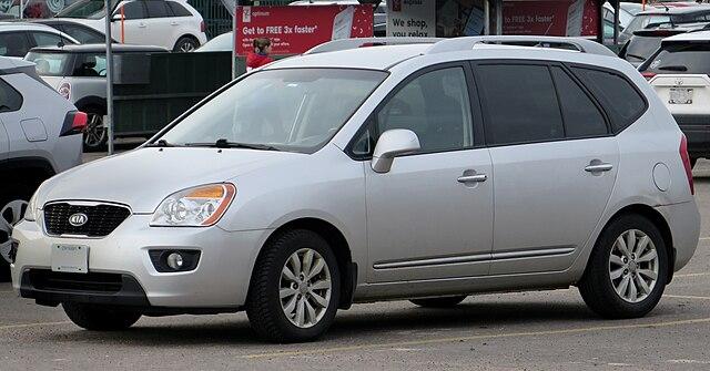2011 Kia Rondo