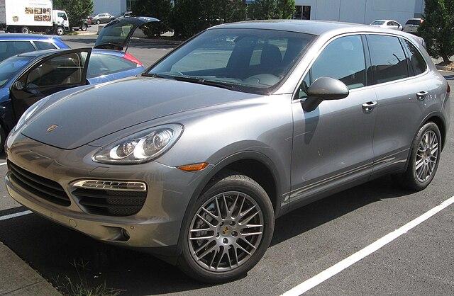 2011 Porsche PORSCHE CAYENNE