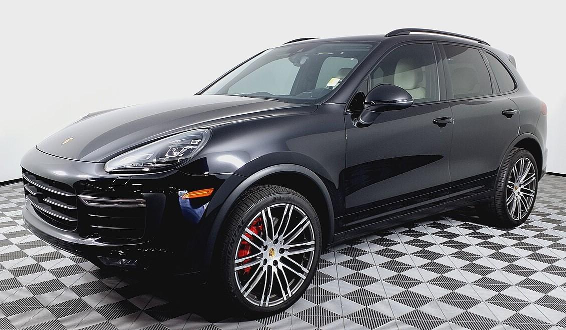 2016 Porsche PORSCHE CAYENNE