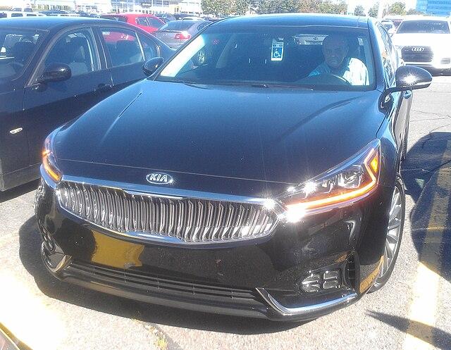 2017 Kia Cadenza
