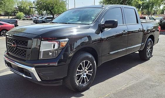 2021 Nissan TITAN