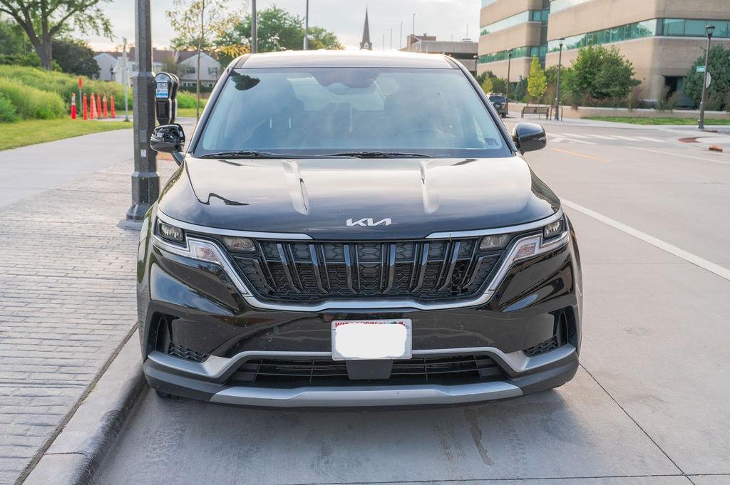 2023 Kia Carnival