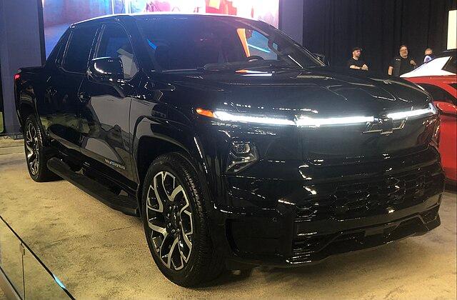 2024 General Motors Silverado Ev