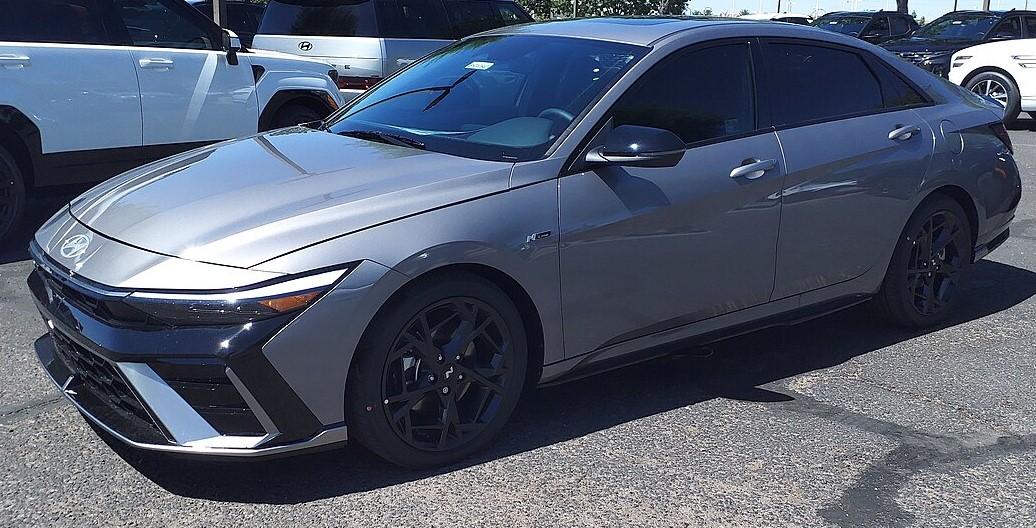 2024 Hyundai ELANTRA